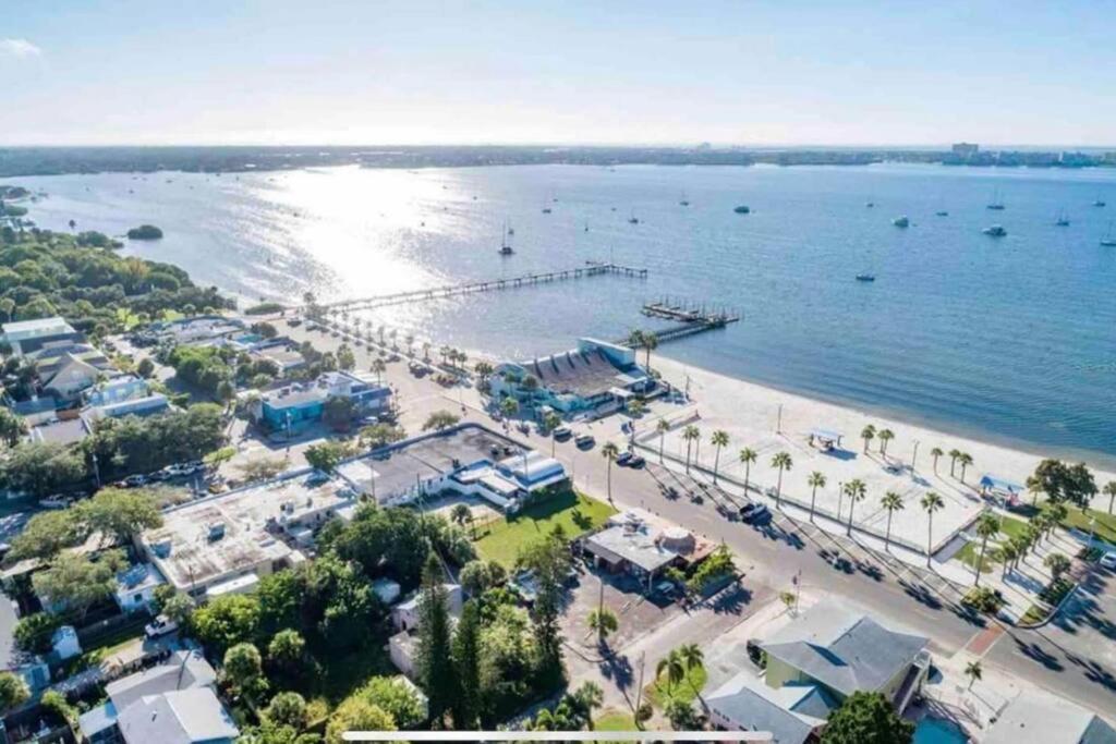 In The Center Of Gulfport, Min Away From The Beach! St. Petersburg Esterno foto